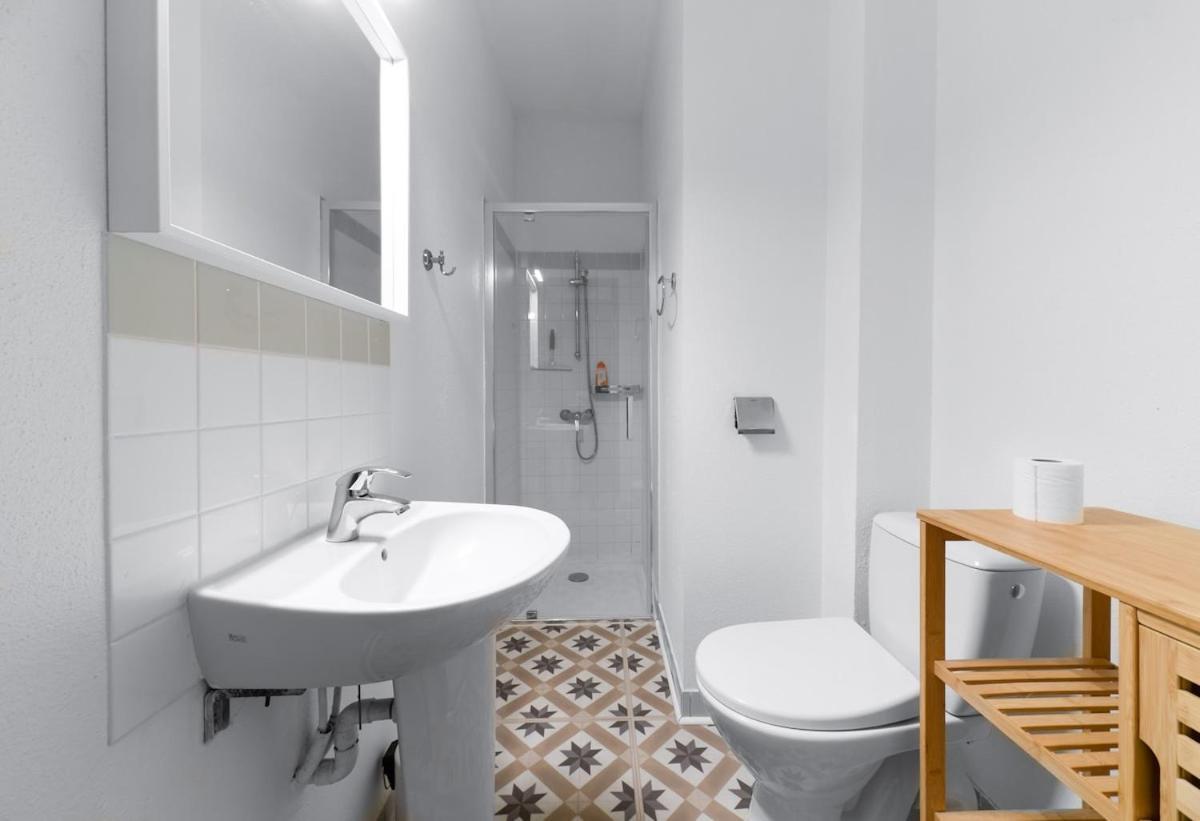 Bains Callou Situee Face Aux Thermes Appartement *