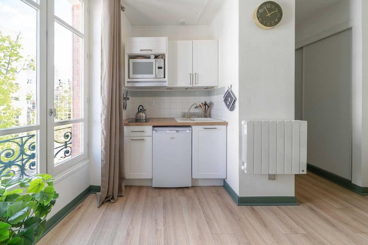 Appartement Bains Callou Situee Face Aux Thermes *